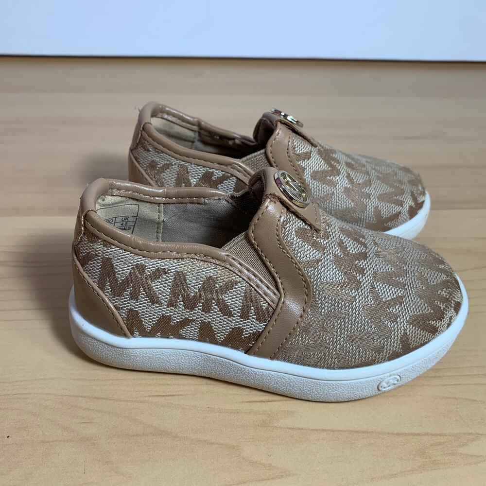 Kids' Michael Kors Tan/White Shoes with Logo Print Size 5US